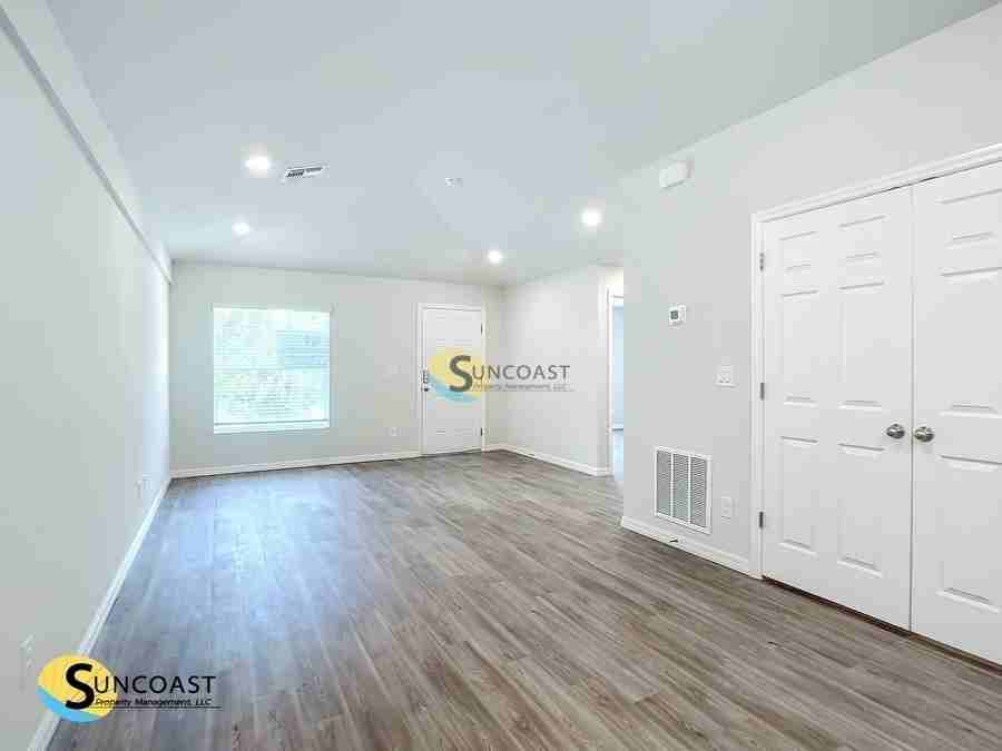 2023 Redmond St - Photo 3 of 11