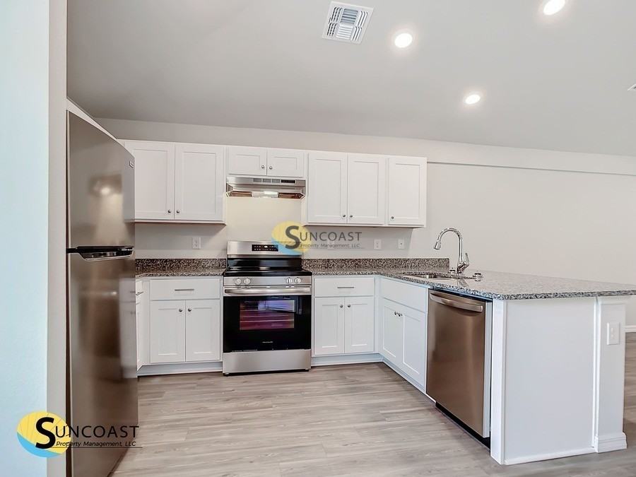 2021 Redmond St - Photo 5 of 16