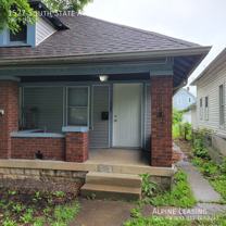 1527 S State Ave - Photo 1 of 1