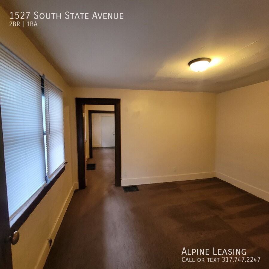 1527 S State Ave - Photo 3 of 7