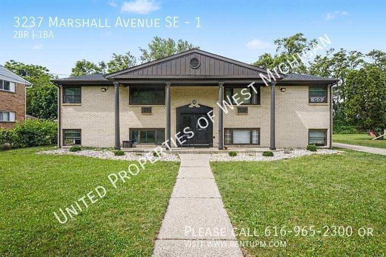 3237 Marshall Ave Se #1 - Photo 4 of 17