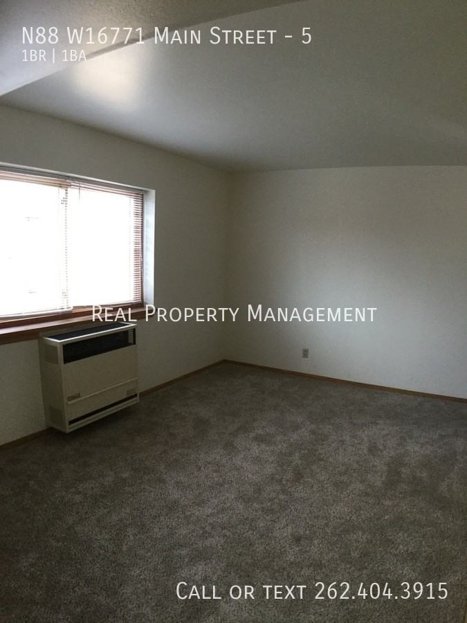 N88W16771 Main St #5 - Photo 3 of 8