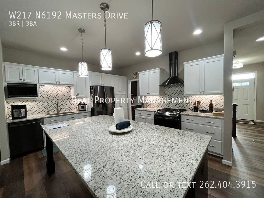 W217N6192 Masters Dr - Photo 6 of 18