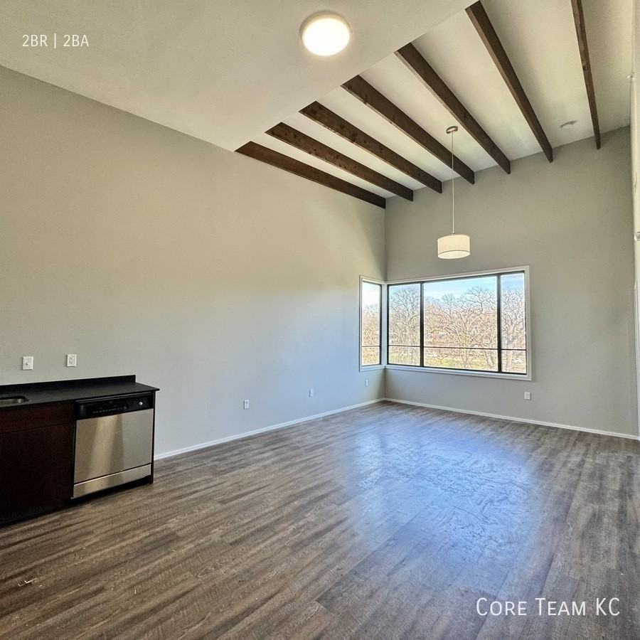 3632 Gillham Rd #N303 - Photo 2 of 7