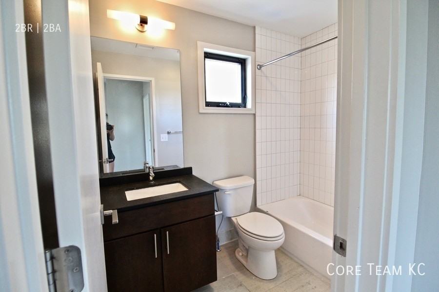 3632 Gillham Rd #N303 - Photo 7 of 7