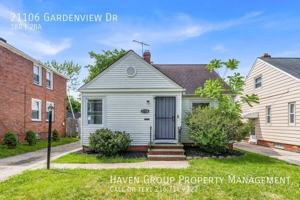 featured image of 21106 Gardenview Dr