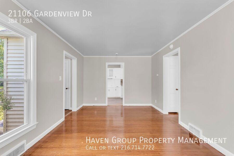 21106 Gardenview Dr - Photo 5 of 23