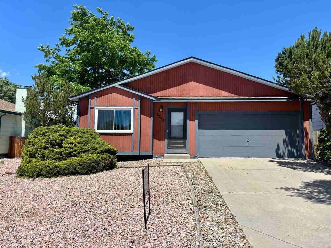 6247 Chantilly Pl - Photo 2 of 24