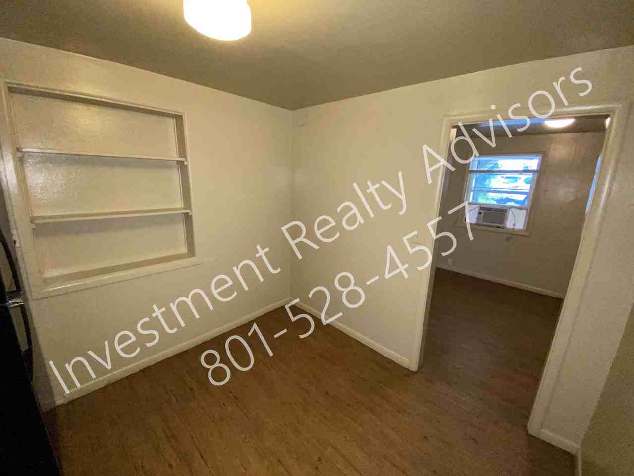 585 N Main St #3 - Photo 4 of 6