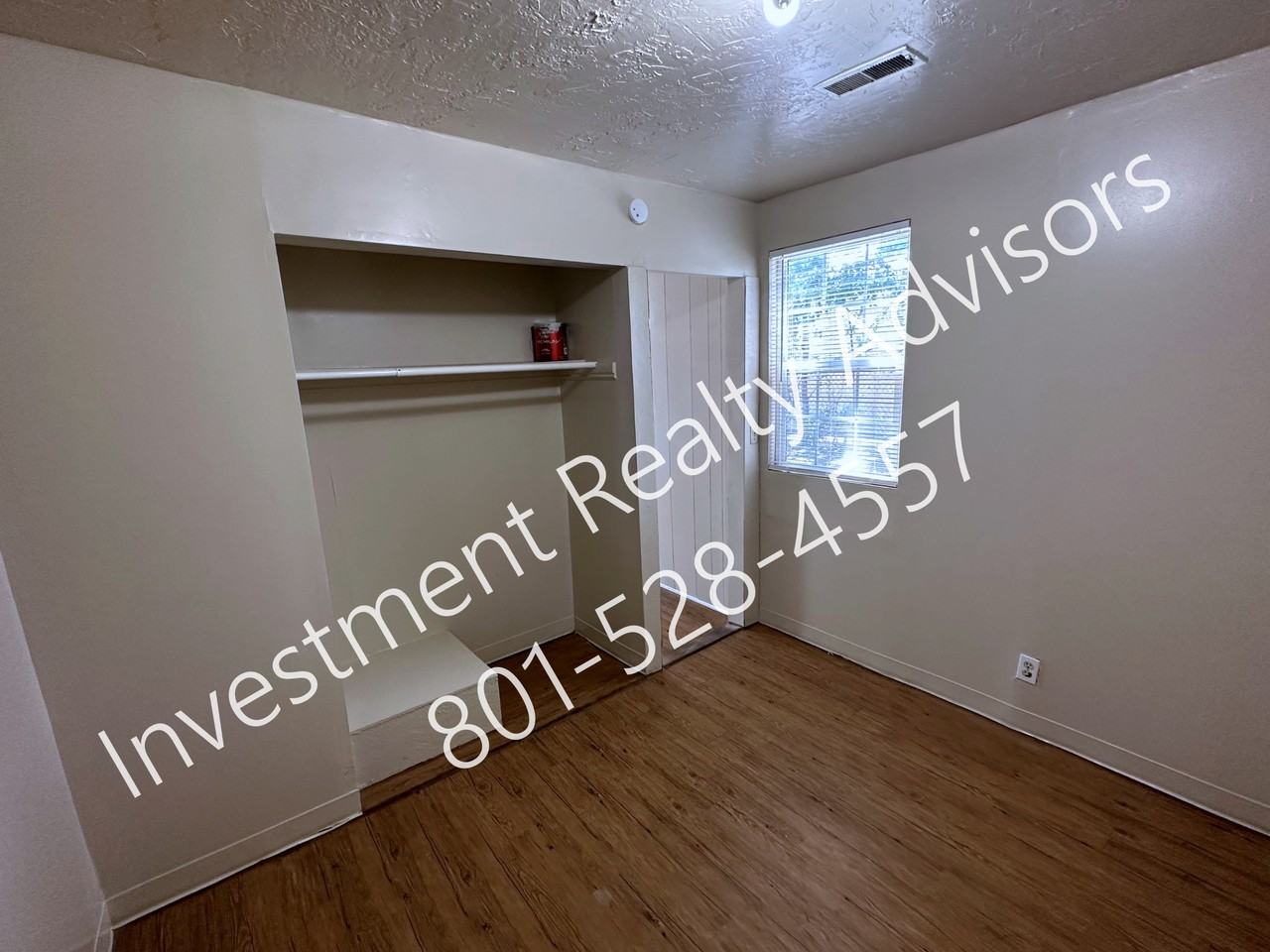 585 N Main St #9 - Photo 6 of 12