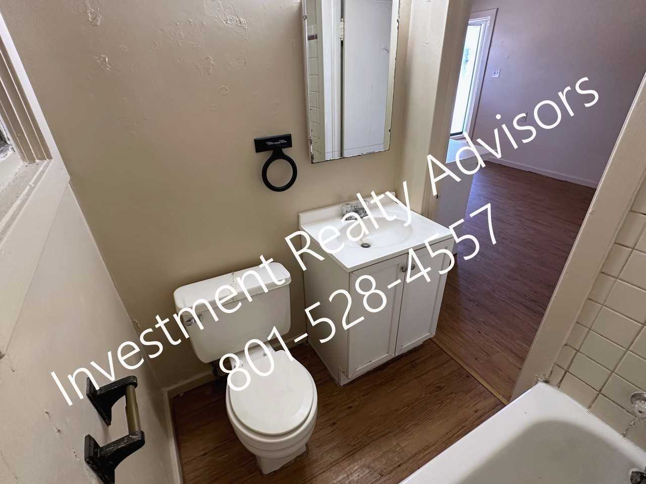 585 N Main St #9 - Photo 7 of 12