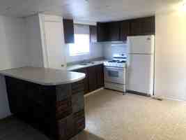 featured image of 421 N 200 W #18