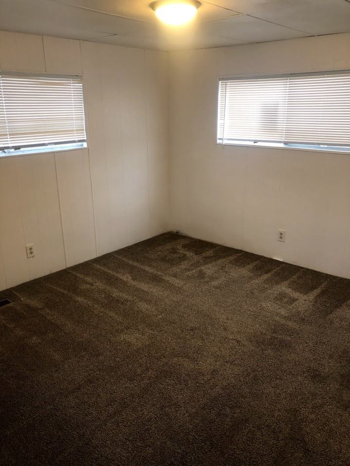 421 N 200 W #18 - Photo 6 of 12