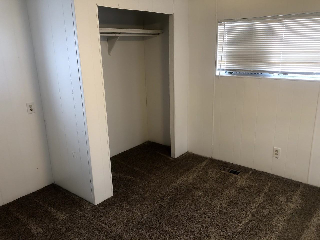 421 N 200 W #18 - Photo 7 of 12