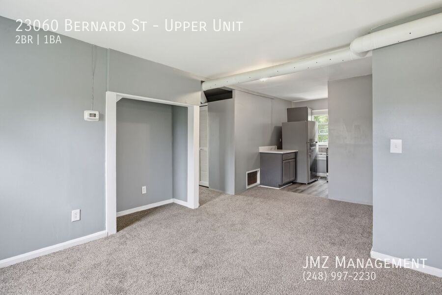 23060 Bernard St - Photo 7 of 40
