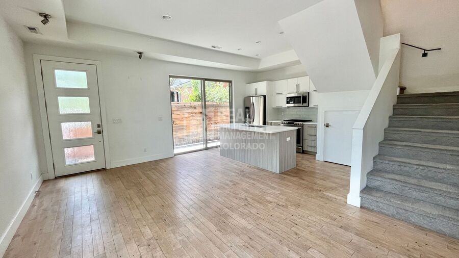 4039 Tejon St - Photo 2 of 24