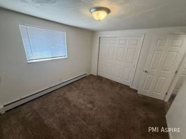 featured image of 2924 Glen Dale Dr #6
