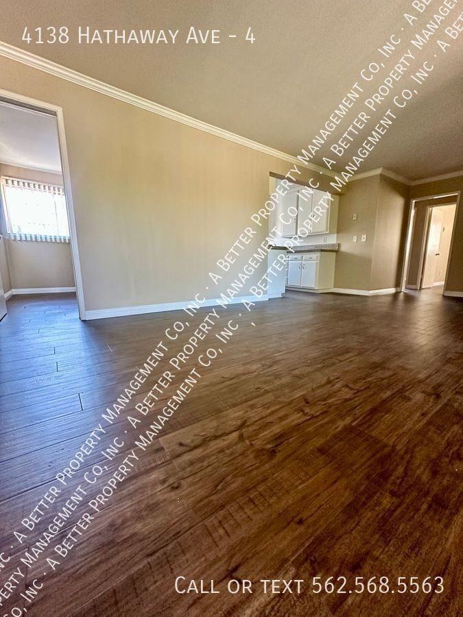 4138 Hathaway Ave #4 - Photo 3 of 13