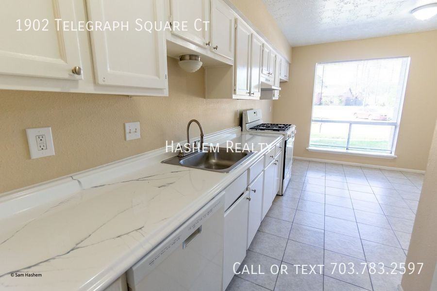 1902 Telegraph Square Ct - Photo 2 of 14