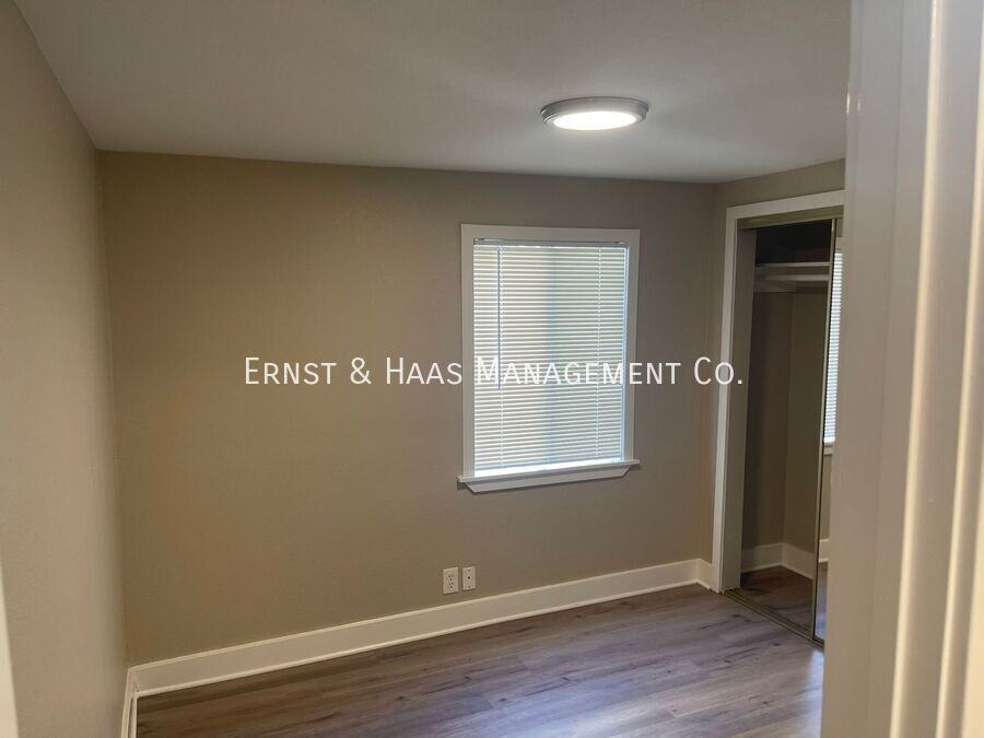 1222 E Appleton St - Photo 6 of 9