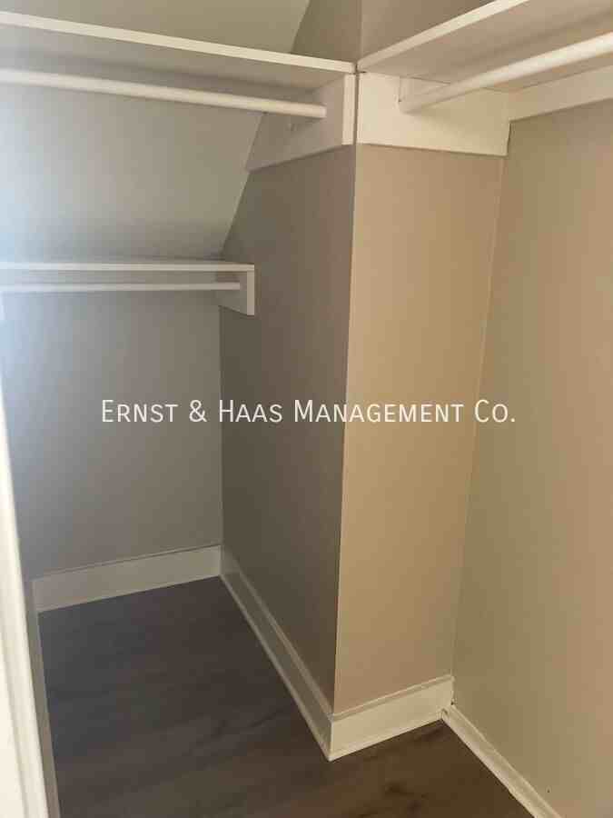 1222 E Appleton St - Photo 7 of 9