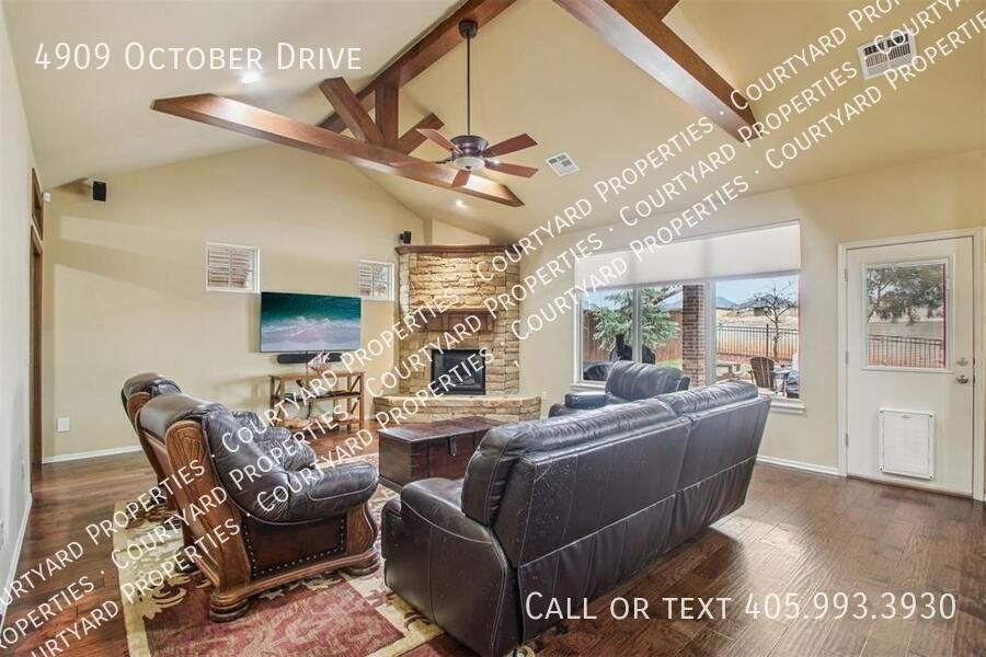 4909 October Dr - Photo 5 of 42
