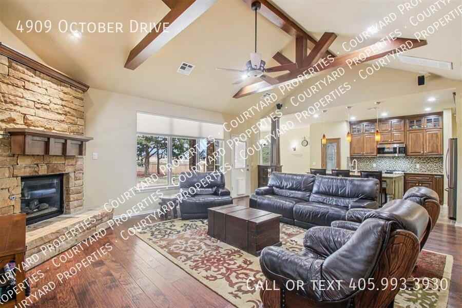 4909 October Dr - Photo 6 of 42