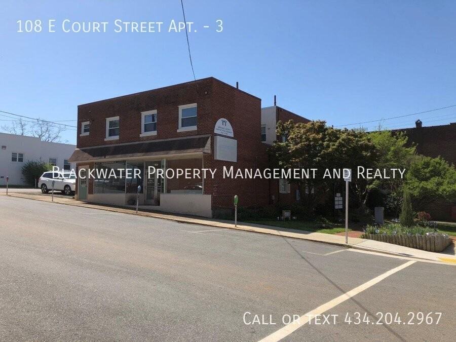 108 E Court St #3 - Photo 2 of 8