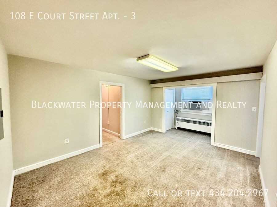 108 E Court St #3 - Photo 4 of 8