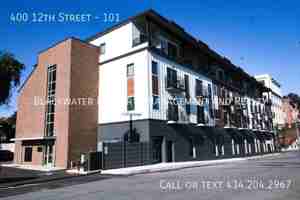 featured image of 400 12th St #101