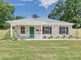 featured image of 310 E Emily St