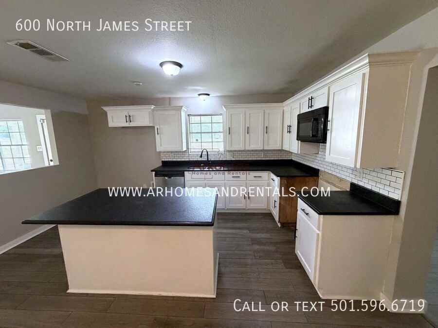 600 N James St - Photo 6 of 15