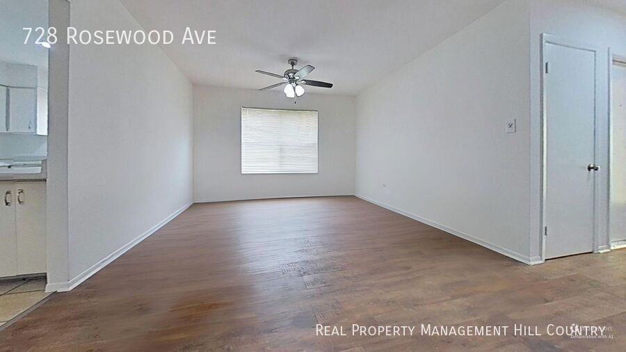 728 Rosewood Ave - Photo 3 of 13