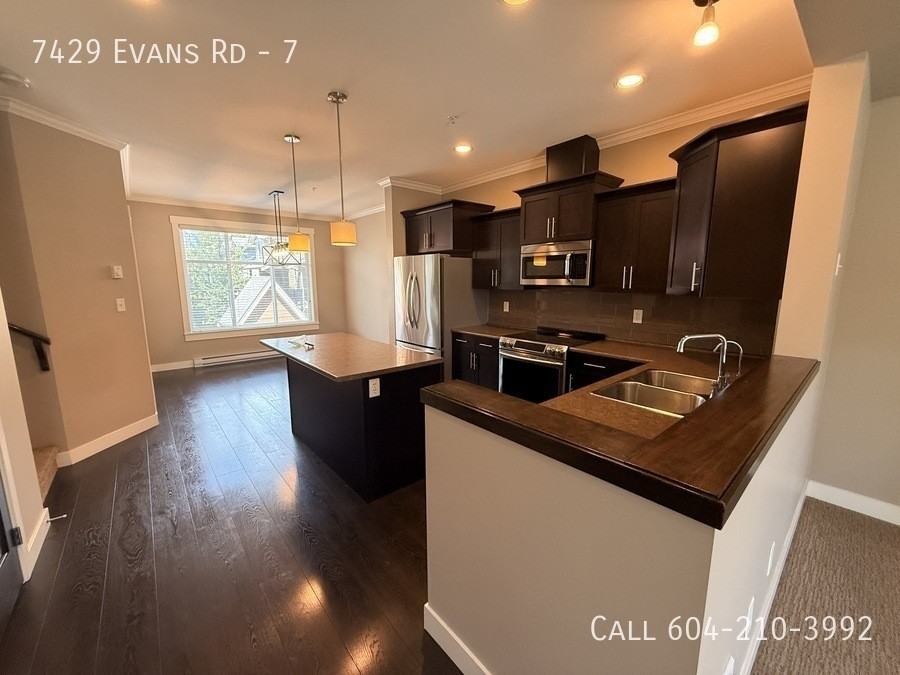 7429 Evans Rd #7 - Photo 3 of 22