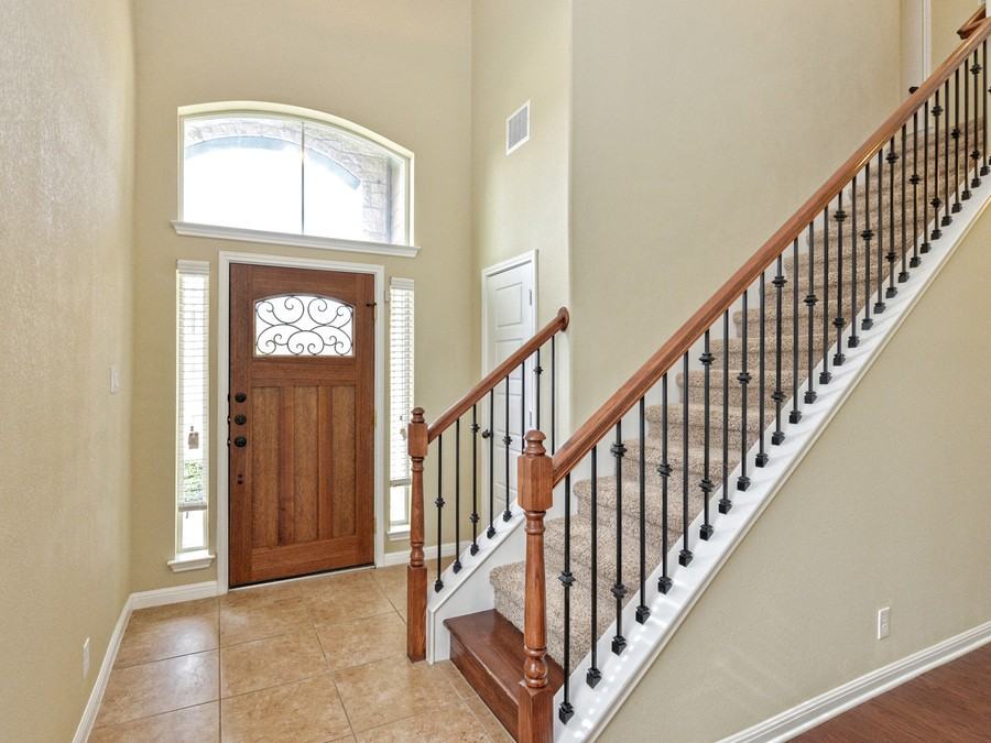 9205 Sweetgum Dr - Photo 6 of 31
