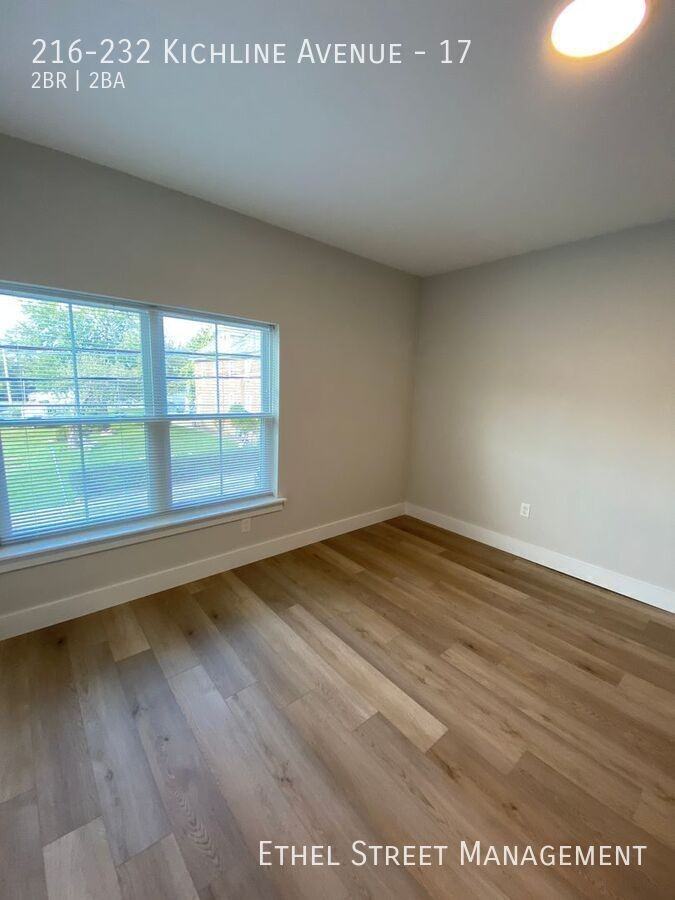 216 Kichline Ave #17 - Photo 4 of 21