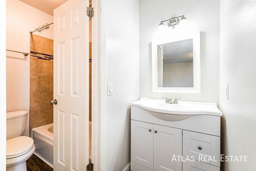 12516 W 8th Pl - Photo 7 of 13