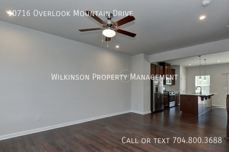 10716 Overlook Mountain Dr - Photo 5 of 34