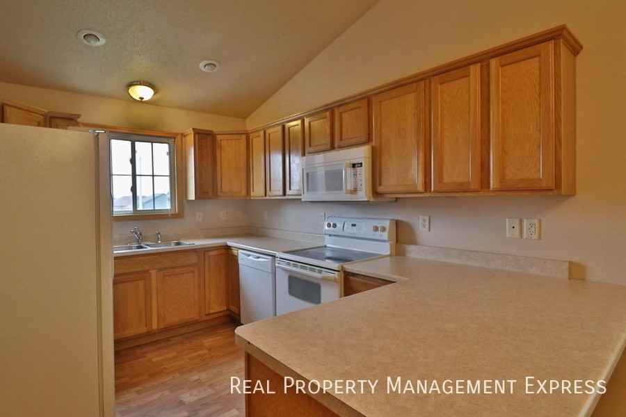 1111 S Dundee Dr - Photo 4 of 21