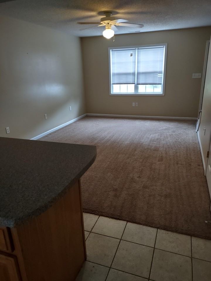 Veranda - Photo 3 of 12