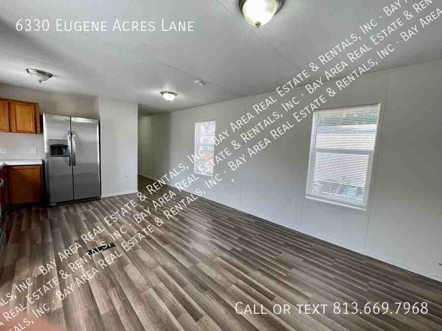 6330 Eugene Acres Ln - Photo 5 of 18
