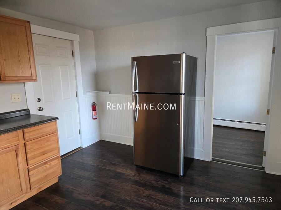 57 Pine St #2 - Photo 3 of 10