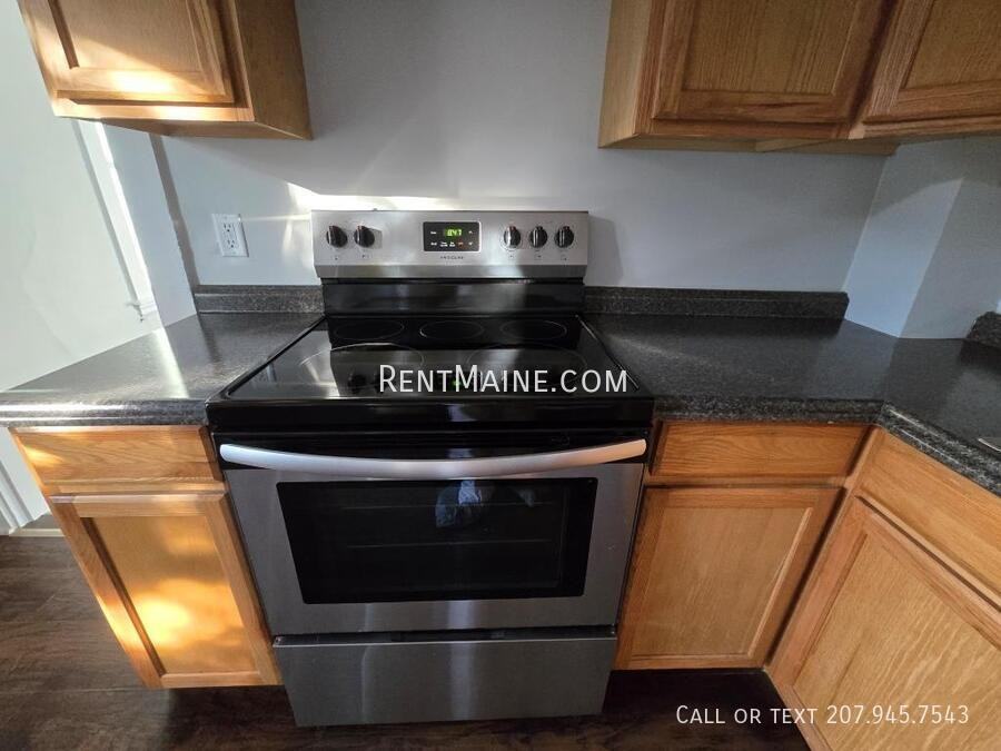 57 Pine St #2 - Photo 4 of 10