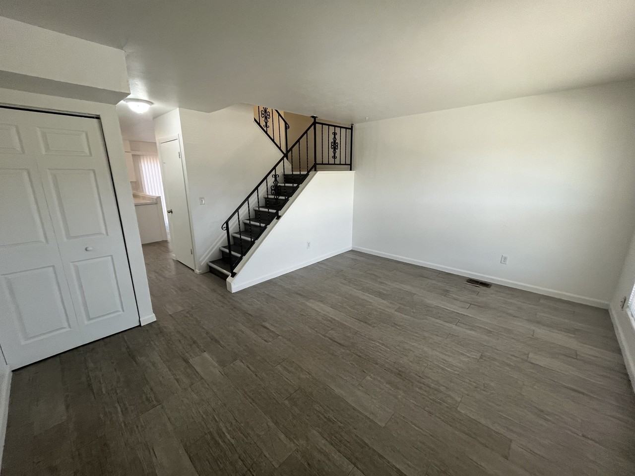 2280 BILLINGS ST - Photo 2 of 15