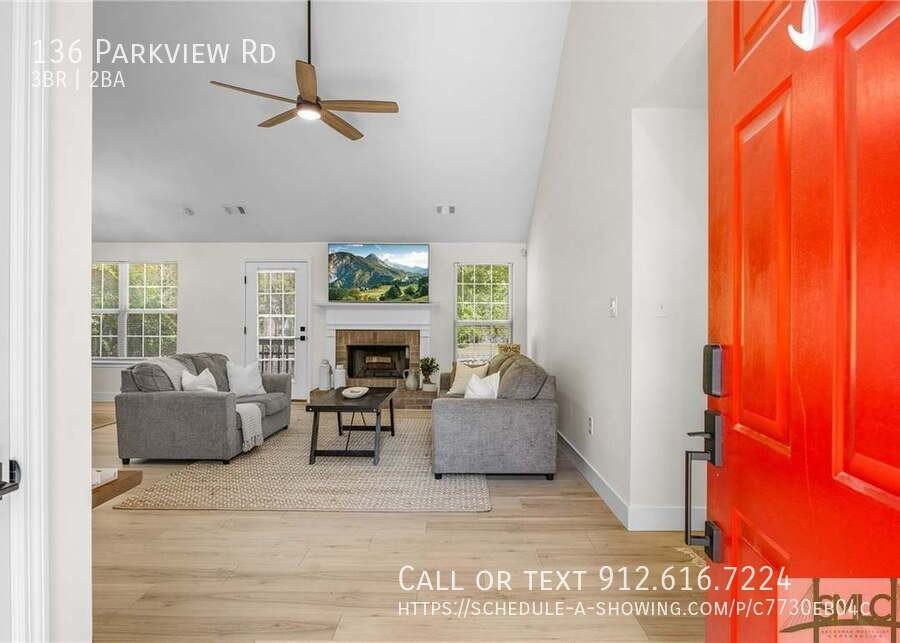 136 Parkview Rd - Photo 4 of 34