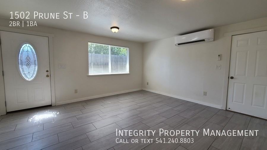 1502 Prune St #B - Photo 6 of 16