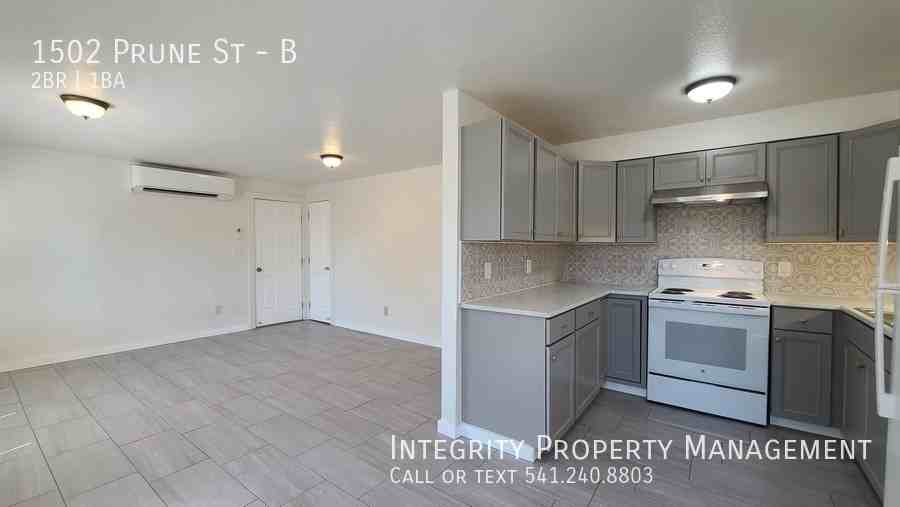 1502 Prune St #B - Photo 7 of 16