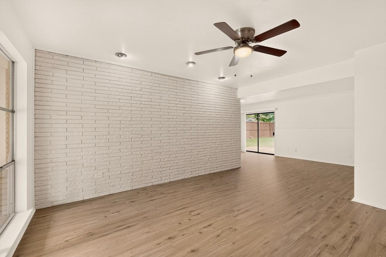 802 Wisteria Way - Photo 6 of 28