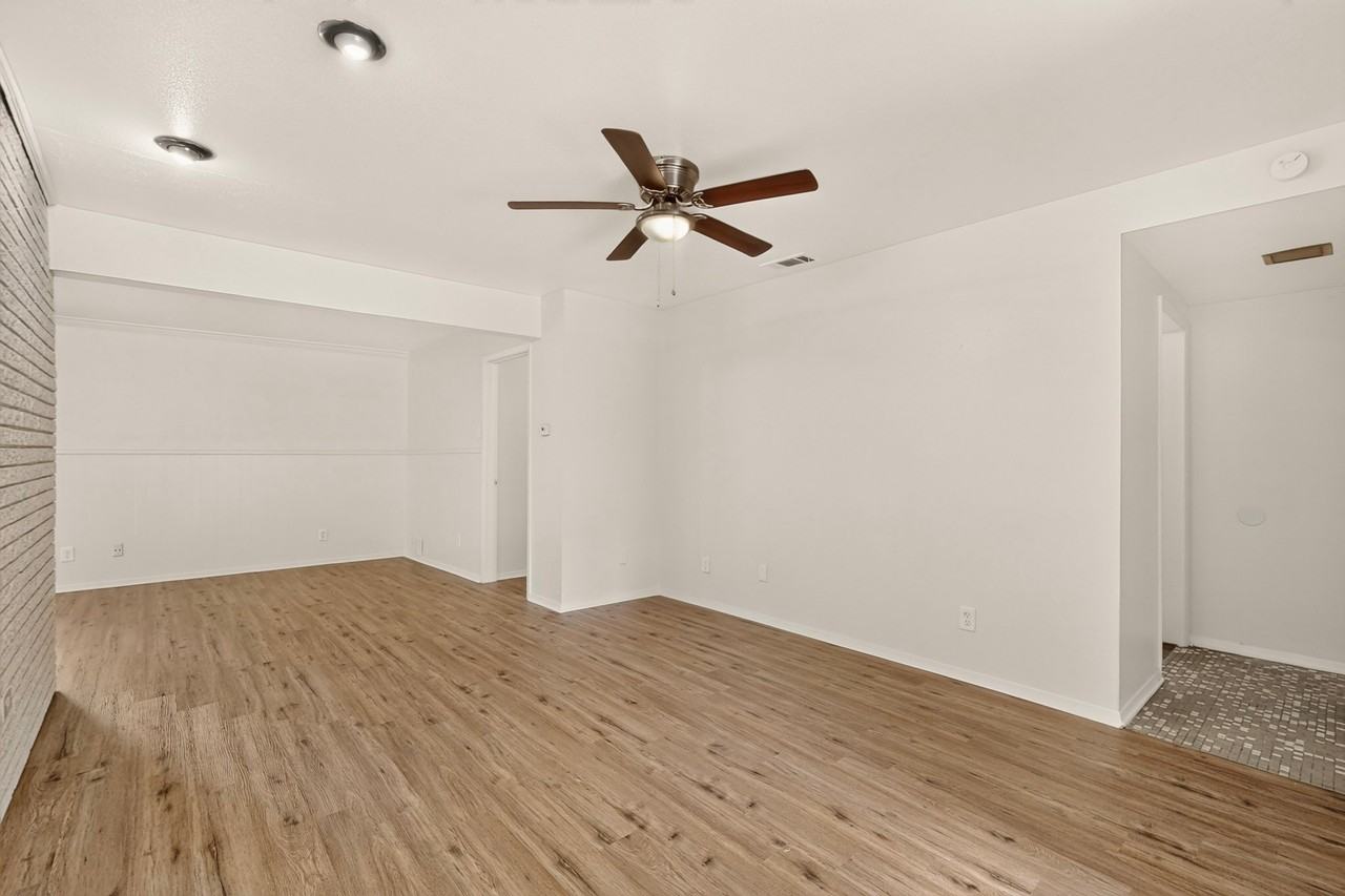 802 Wisteria Way - Photo 7 of 28