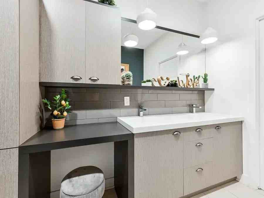 2626 Central Expy - Photo 5 of 5